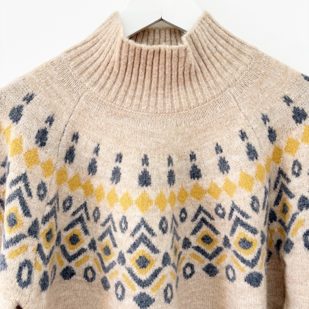 EUC Kühl Women’s Alpina Sweater Size L Oatmeal Merino Wool Blend Fair Isle Kuhl - Picture 4 of 8